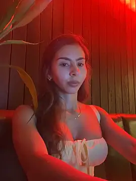 Snapshot of RouseColins chatting on 28, 2, 2025 RouseColins online show from 28, 2, 2025