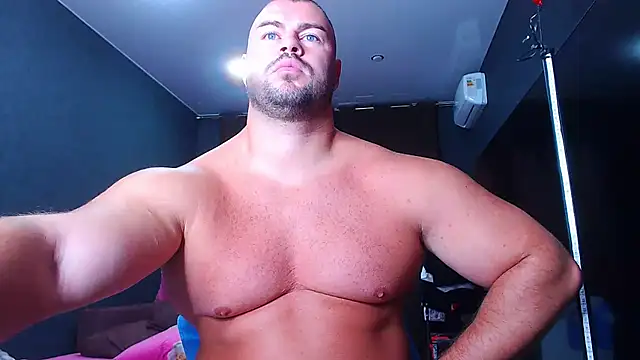 Snapshot of muscularjohnforuX chatting on 10, 9, 2025 muscularjohnforuX online show from 10, 9, 2025