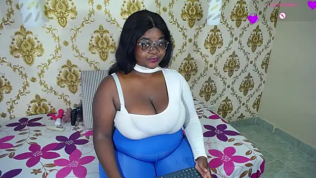 KARATIBBY COX online show from 5, 12, 2025