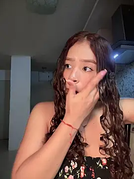 bella parisi online show from 18, 3, 2025