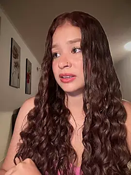 bella parisi online show from 20, 3, 2025