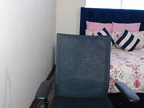 QUEENMANDYY online show from 19, 5, 2026