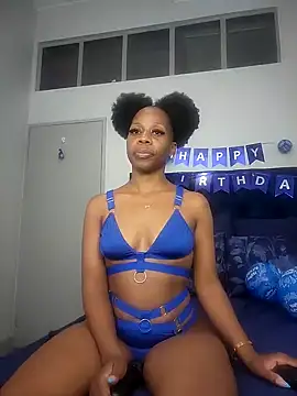 QUEENMANDYY online show from 8, 2, 2025