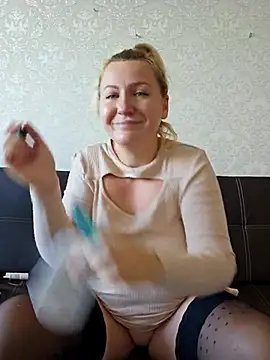 Marushka online show from 2, 10, 2025