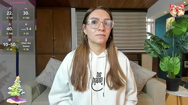 miataylorr1 online show from 15, 12, 2025