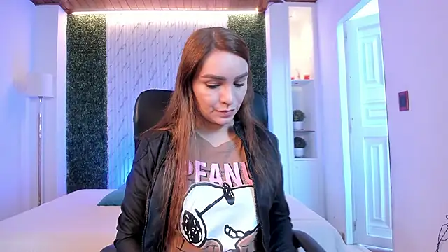 miataylorr1 online show from 9, 10, 2025