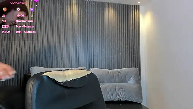 miataylorr1 online show from 3, 3, 2025