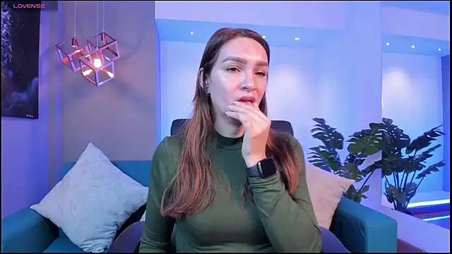 miataylorr1 online show from 27, 11, 2025