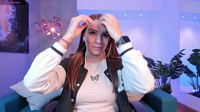 miataylorr1 online show from 25, 11, 2025