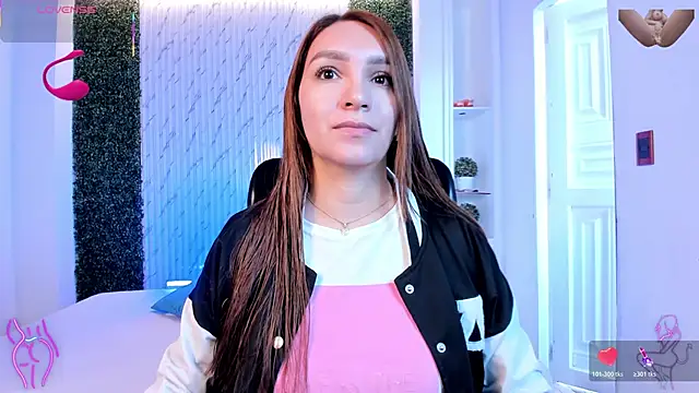 miataylorr1 online show from 10, 3, 2026