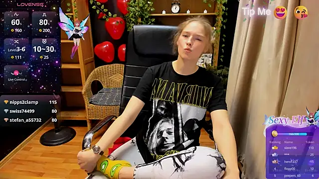  fiona Love online show from 2, 3, 2025