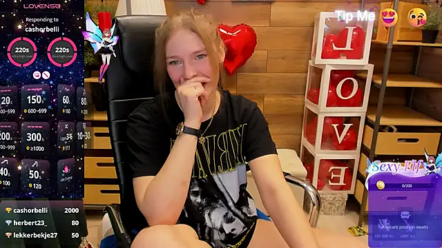  fiona Love online show from 11, 3, 2025