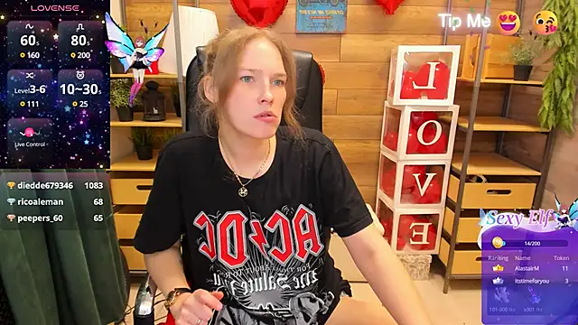  fiona Love online show from 10, 3, 2025