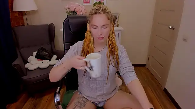  fiona Love online show from 31, 1, 2026