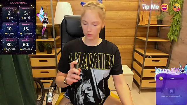  fiona Love online show from 5, 2, 2025