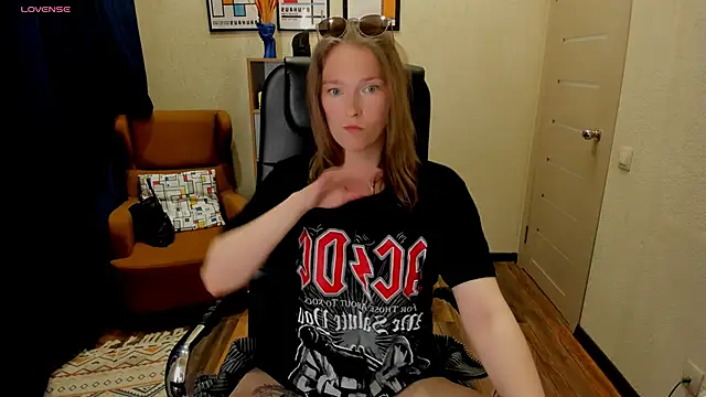  fiona Love online show from 14, 5, 2026