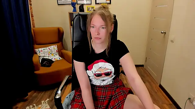  fiona Love online show from 14, 4, 2026