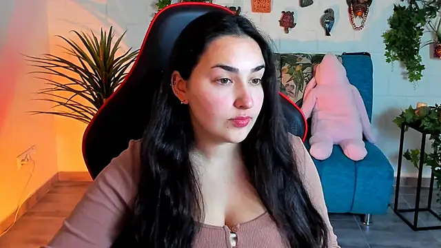 Snapshot of CeceliaJohnson chatting on 19, 3, 2025 CeceliaJohnson online show from 19, 3, 2025