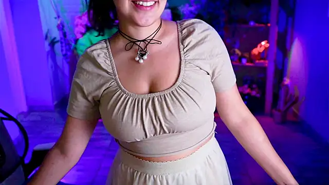 Snapshot of CeceliaJohnson chatting on 17, 7, 2026 CeceliaJohnson online show from 17, 7, 2026