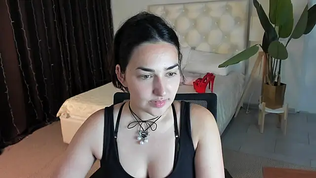 Snapshot of CeceliaJohnson chatting on 23, 6, 2026 CeceliaJohnson online show from 23, 6, 2026