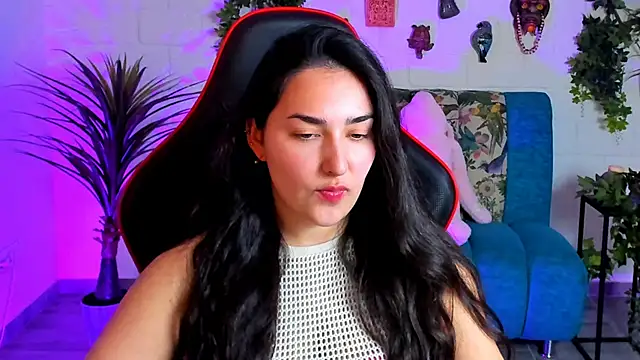 Snapshot of CeceliaJohnson chatting on 7, 3, 2025 CeceliaJohnson online show from 7, 3, 2025