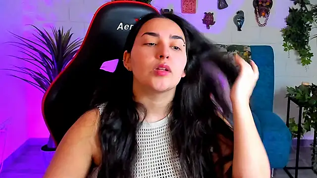 Snapshot of CeceliaJohnson chatting on 6, 3, 2025 CeceliaJohnson online show from 6, 3, 2025