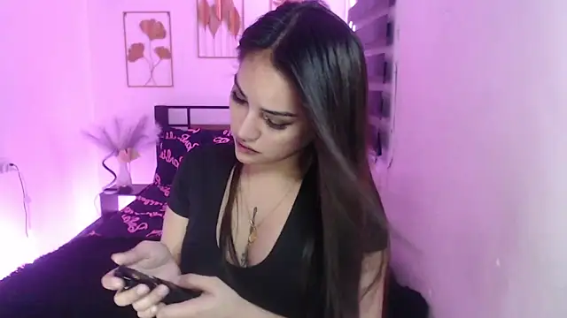 Snapshot of TS_QueenMistress chatting on 19, 2, 2025 TS QueenMistress online show from 19, 2, 2025