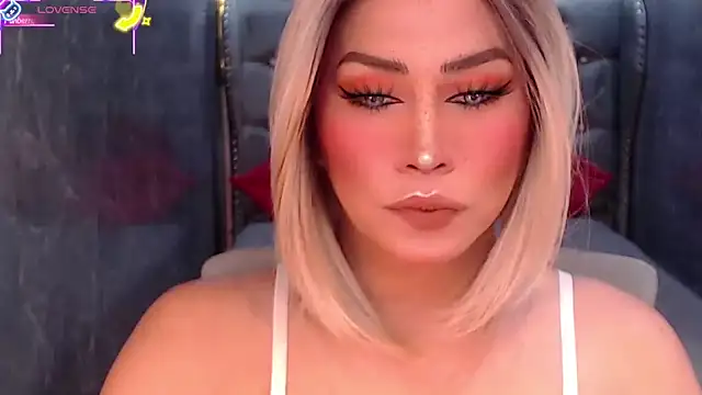 QUEEN GIAMOORE69 online show from 22, 9, 2025