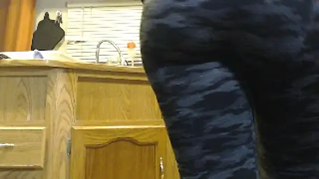 sexyinpantyhose online show from 5, 1, 2025