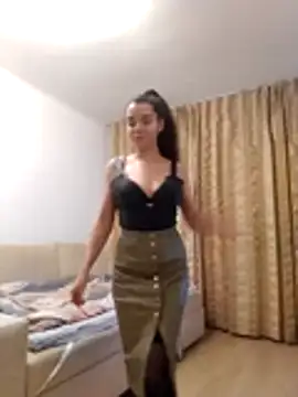 baby sweet girl  online show from 28, 3, 2026