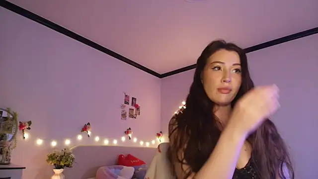 SoeTheReal online show from 5, 4, 2026