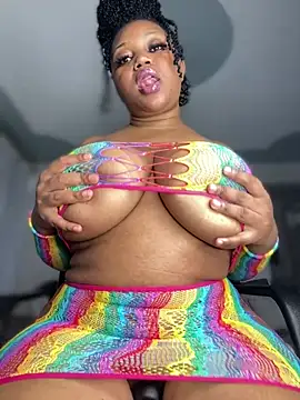Snapshot of Hyra_Ari chatting on 19, 7, 2026 Hyra Ari online show from 19, 7, 2026