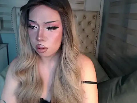 RebecaNextToYou online show from 14, 12, 2025