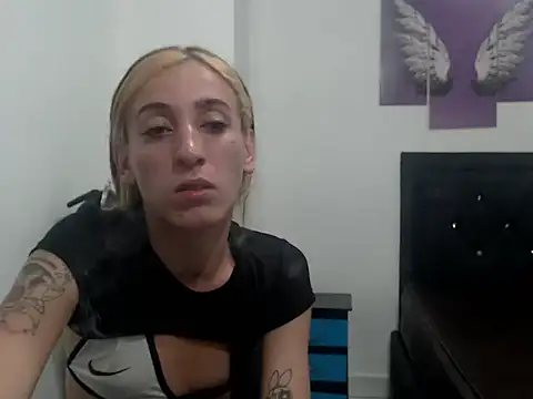 andreahhill online show from 26, 4, 2026