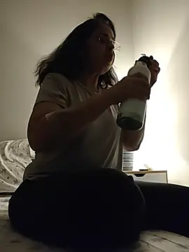 Susannemilf online show from 2, 12, 2025