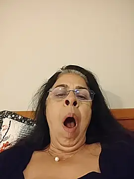 Susannemilf online show from 13, 11, 2025