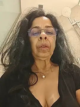 Susannemilf online show from 5, 1, 2026