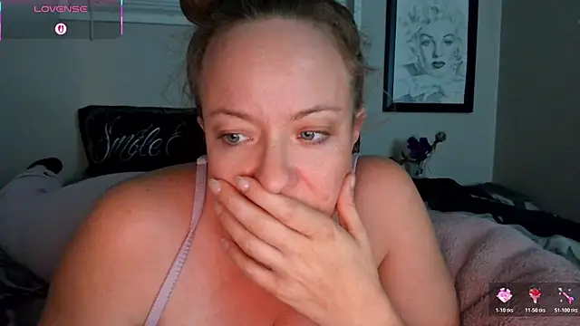 julimonroe online show from 5, 11, 2025