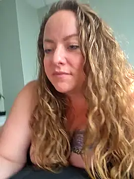 julimonroe online show from 25, 2, 2026