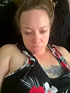 Snapshot of julimonroe chatting on 20, 2, 2026 julimonroe online show from 20, 2, 2026