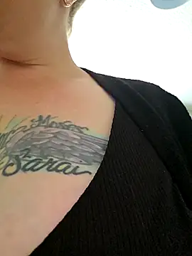 julimonroe online show from 10, 4, 2026