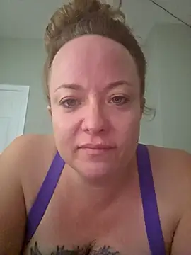 julimonroe online show from 14, 4, 2026