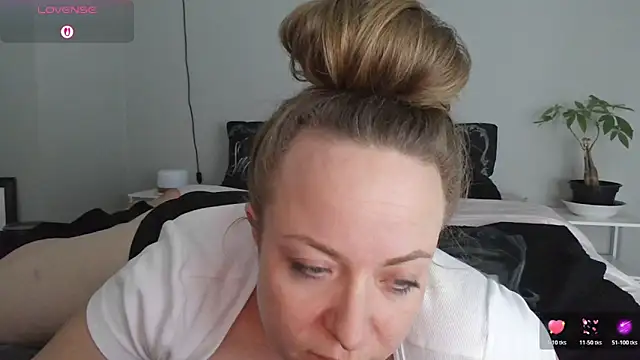 julimonroe online show from 1, 4, 2026