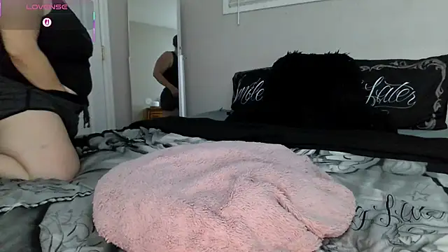 julimonroe online show from 23, 11, 2025