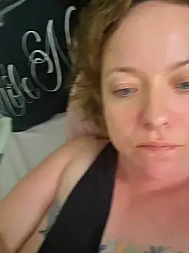 julimonroe online show from 29, 4, 2026