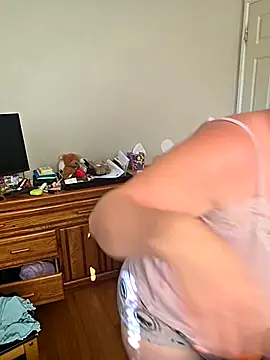 julimonroe online show from 8, 10, 2025