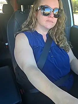 julimonroe online show from 13, 11, 2025