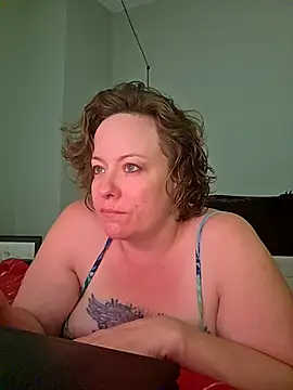 julimonroe online show from 22, 4, 2026