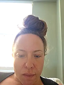 julimonroe online show from 14, 11, 2025