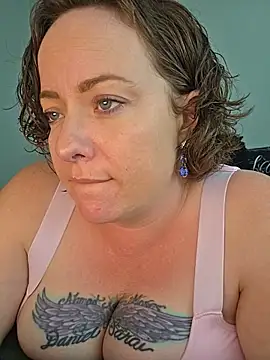 julimonroe online show from 17, 5, 2026